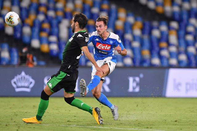 乌布雷谈加盟步行者的原因及在76人的成长经历